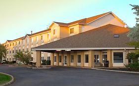 Baymont By Wyndham Howell/Brighton